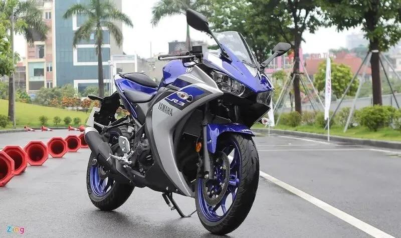 Động Cơ của Yamaha R3